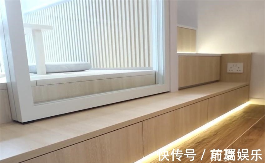 收纳|小两口买下21㎡婚房,巴掌大的家挤出“双客厅”,生活去繁从简