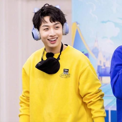 芒果|爆款综艺都有他，神级救场获好评，芒果主持人齐思钧被寄予厚望