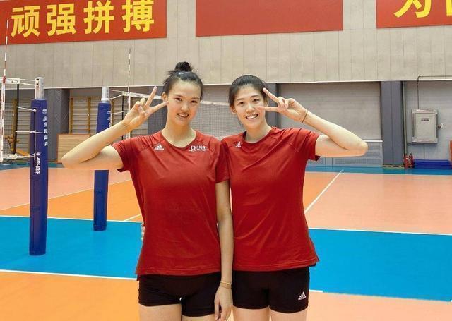 江苏青年队|女排新双塔浮现!1米96高妹和扣高3米27天才显威力,袁心玥受冲击