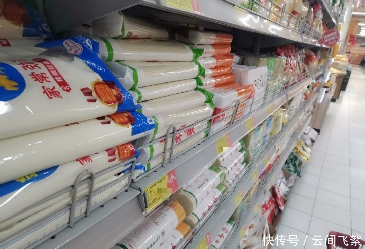 面条|吃了30年面条,此做法还是头回见!网友:跟小时候吃的一个味儿