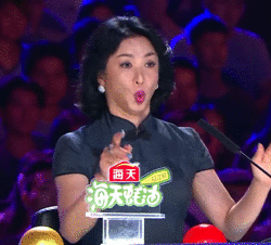 校运会|99年女生宿舍惊现8块腹肌！！3亿网友都在＂馋＂她的身子....