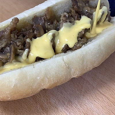 Cheesesteak超快手费城牛肉芝士三明治