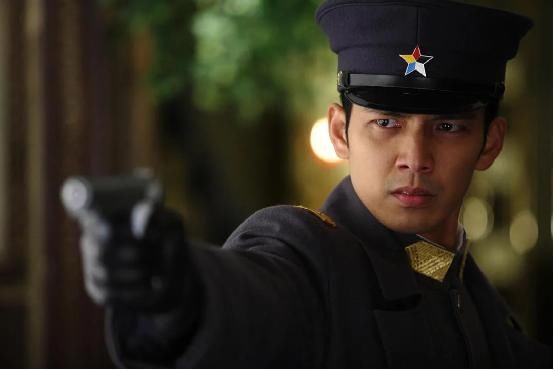 黄晓明|开学如期而至 《青春当燃》寄语莘莘学子!