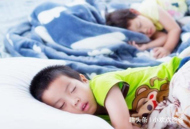 仪态|不管小时候长得多漂亮,3种孩子越长大越丑,家长要尽早留意