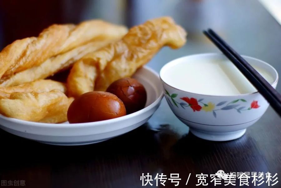 炒肝儿|北京早餐、河南早餐、四川早餐、广东早餐，10块钱左右能吃到啥？