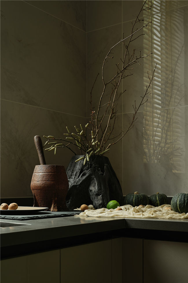 万物生长&华墨国际丨安然于山水之间，自在同万物生长