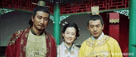 朱元璋|为何朱元璋剥橘子给朱棣吃,朱棣母妃大哭让他赶紧跑!