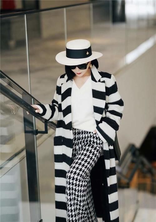 时尚圈这些流行单品，不说高级，但搭对了真的很精致