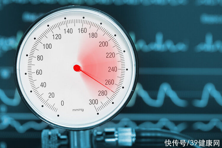 男子|吃味精的人越来越少，味精到底能不能吃？会让人变傻还致癌？