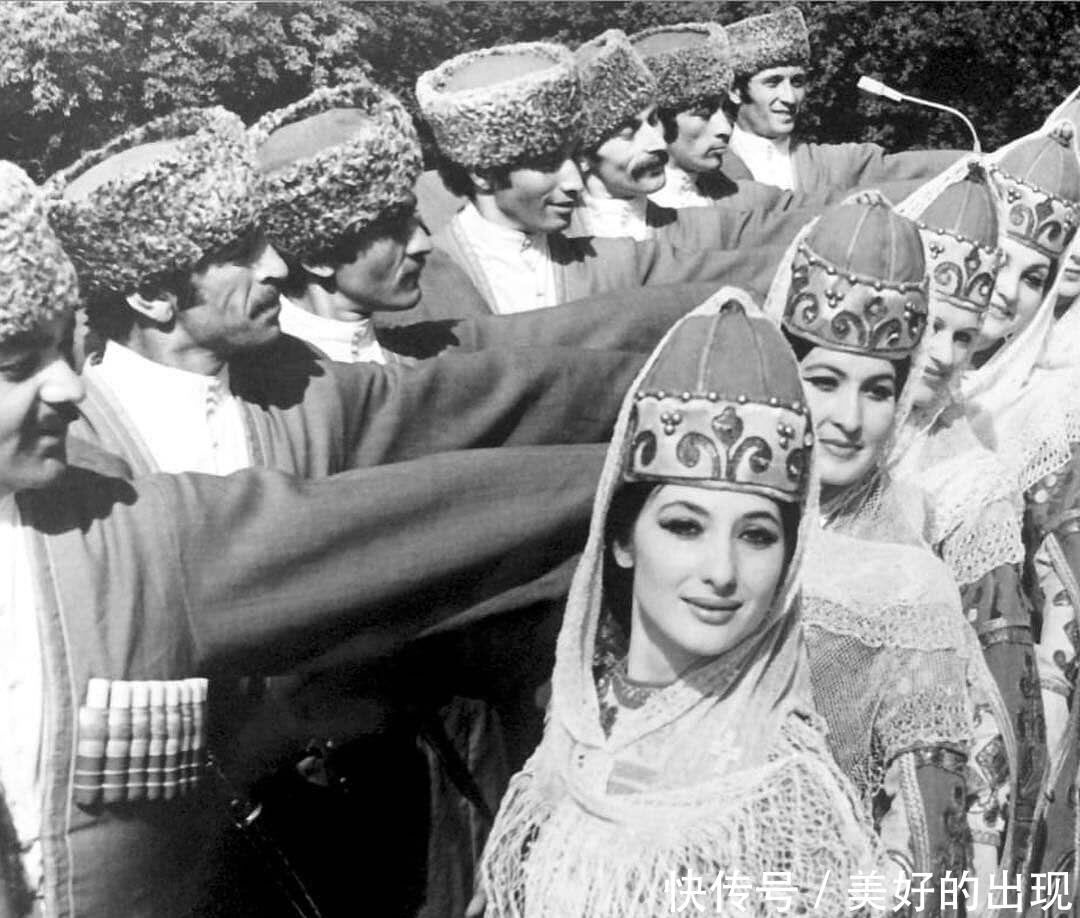 马穆鲁克王|为表扬黑人将军,埃及国王送给他一位女奴,却给将军引来杀身之祸