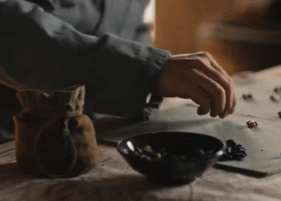 接力棒|《大决战》接过献礼接力棒，三大维度立体化呈现三大战役历史场面