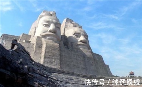 姓氏@小男孩名字足足“103画”,考试常写错回家被骂,老师:我也不会写