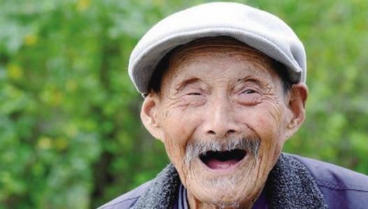 糖尿病人|百岁老人自曝:1种食物经常吃,避免3大短命习惯,想不长寿都难!