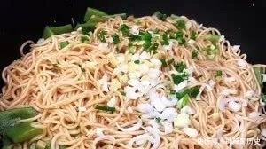 包教包会|豆角焖面最简单的做法,包教包会,15分钟就搞定,味道赞不绝口