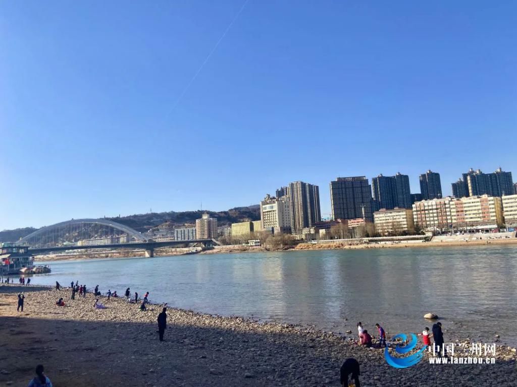 中年|正当时！“云赏”兰州春~