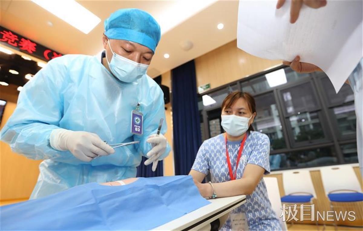 同台“比武”!白衣天使现场竞技展风采