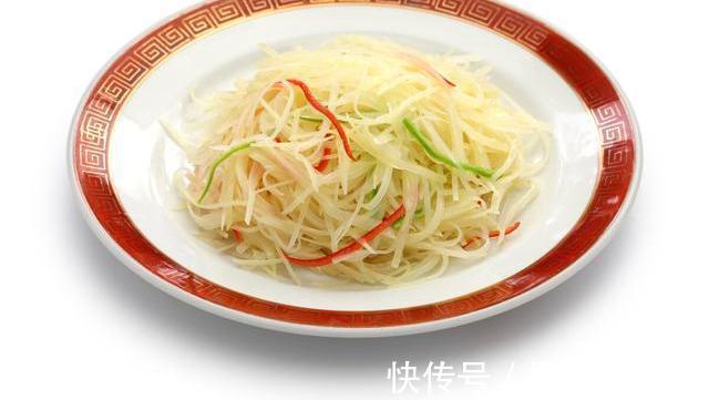 炒土豆丝,泡水喝焯水都不对,应该这么做,土豆丝爽脆利口不粘锅