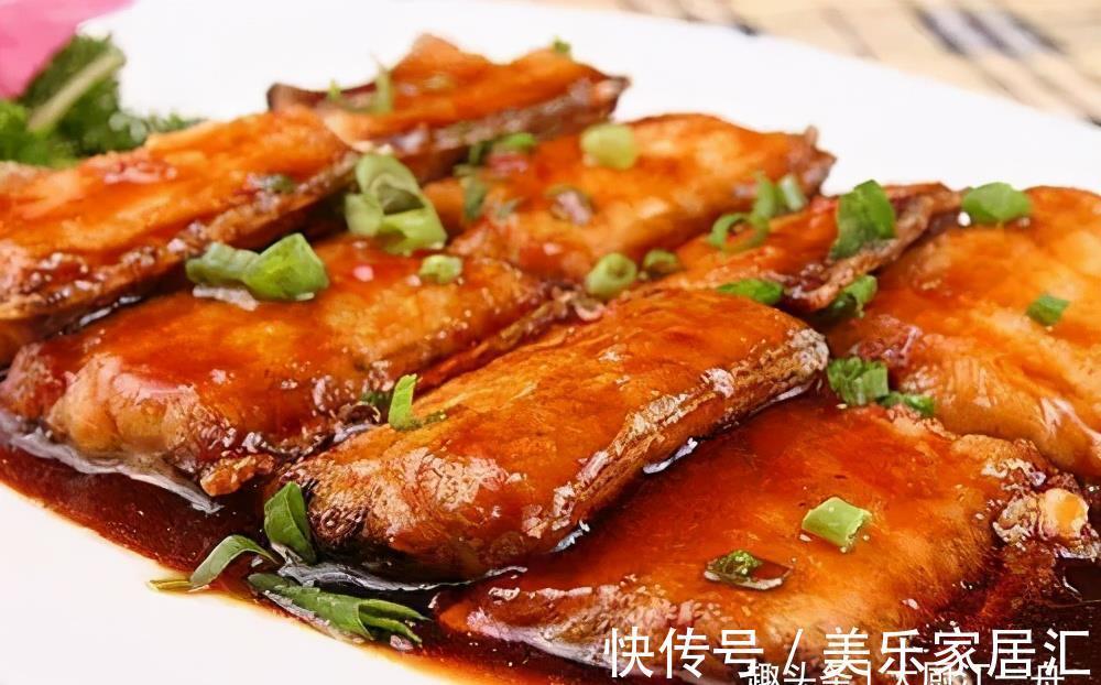 茄子|茄子别再红烧和凉拌,教你再到油焖素带鱼,端上桌家人抢着吃