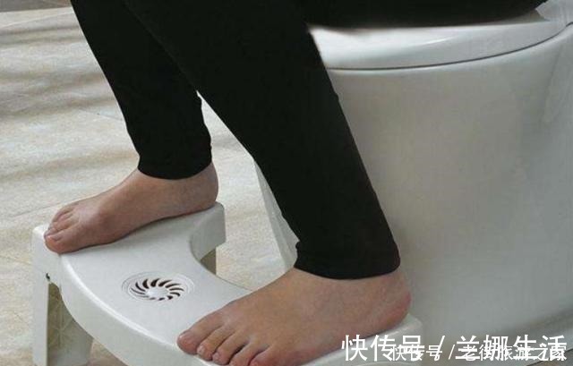 肚子|孕期上厕所时,准妈妈记住“三不要”,胎儿在肚子里会很舒服