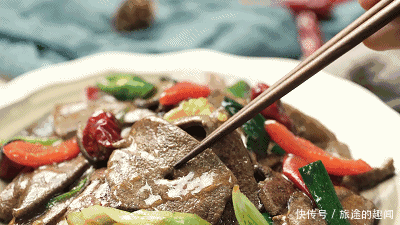 爆炒|家常菜中的补血佳品,爆炒猪肝,养肝明目还补铁,味道也是嘎嘎的