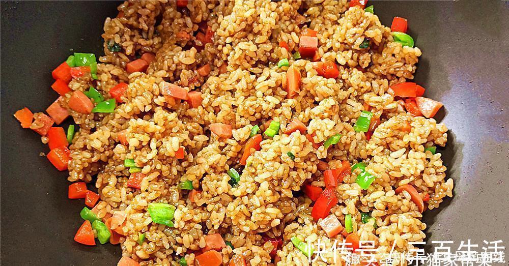 实用|“酱油炒饭”怎么炒好吃?教你一个简单实用的方法,做出来特别香