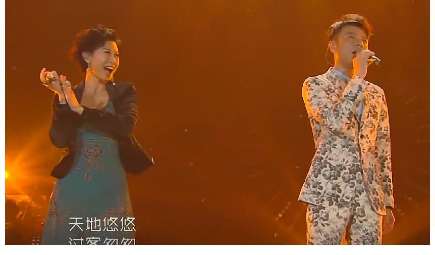 5年前微不足道的小失误,何炅愧疚至今,主持一哥当之无愧!