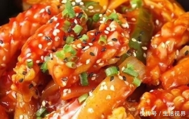 疫情期间做,外酥里嫩,鲜香可口,滋味丰富,尤其小孩子最喜欢吃