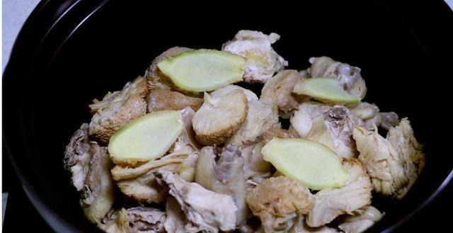 热水|它是“天然养胃汤”,天冷要常喝,健脾养胃,体质更强壮