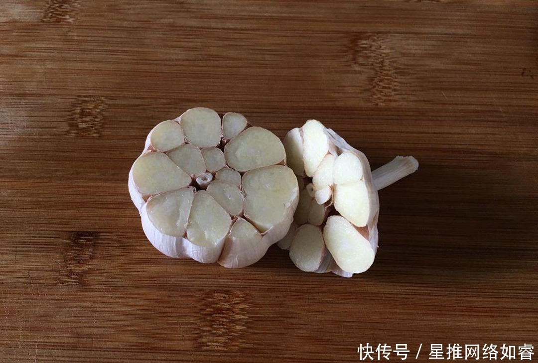 大蒜皮不要扔掉了,几个用途花钱都买不到,真是长见识了