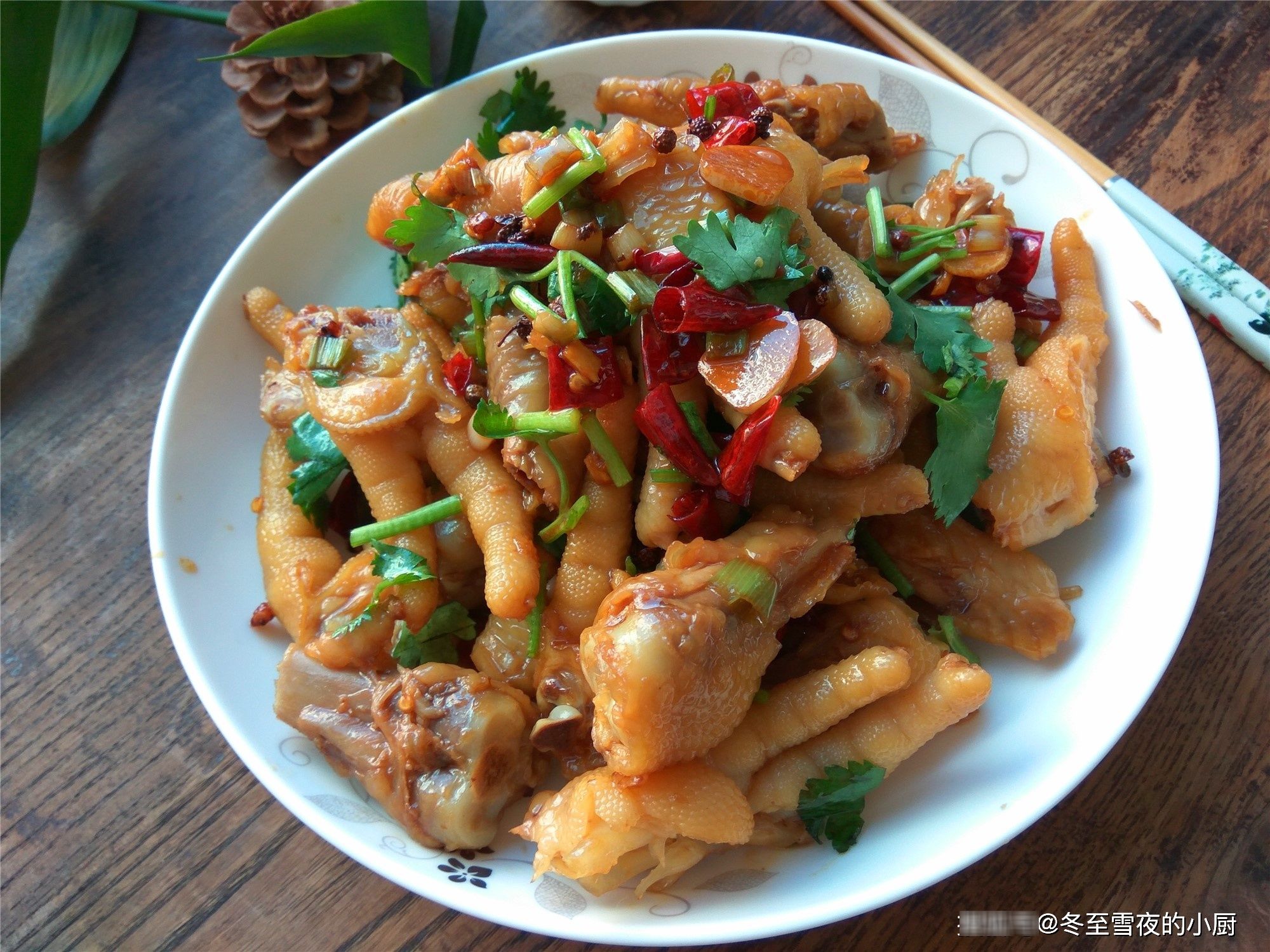 喜欢吃鸡爪，不用去网上买，教你6道鸡爪的做法，比买的还好吃