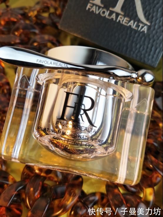 雅诗兰黛|30岁以上女人该怎么选“抗老面霜”?这几款回购率很高,值得收藏