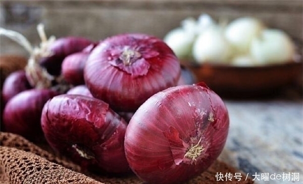 吃法|洋葱和它是天生的“死对头”,专家提醒不能一起食用,早知早受益