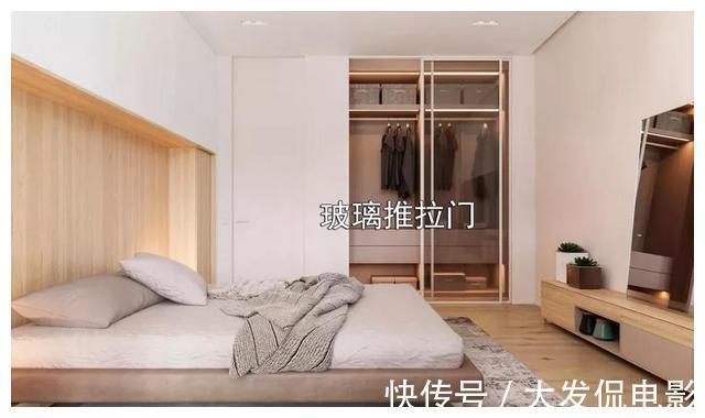 滑轨|装修中明智的决定，用卧室2㎡面积，打造迷你衣帽间，很实用！