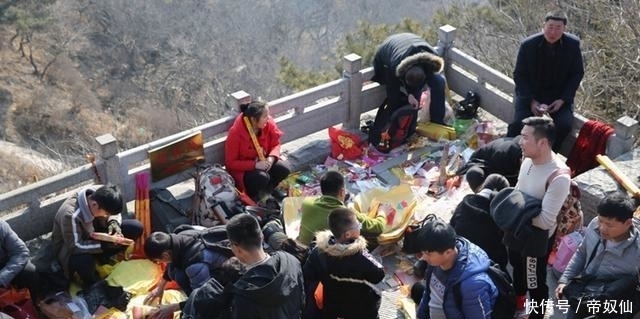 中国的这个景点,遍地是钱,却无人去捡!