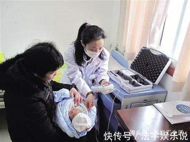 孩子|1岁宝宝老是摸头,妈妈不以为然,检查告知原因父母愧疚