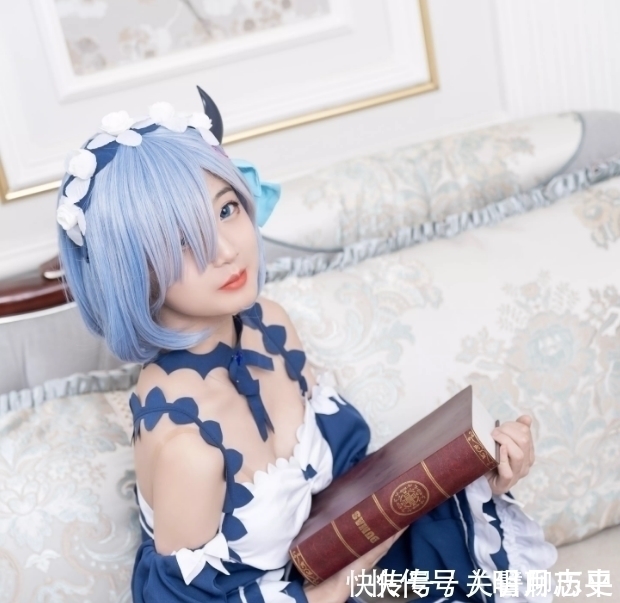 COS|小姐姐COS蕾姆，照片一出立马成全网焦点，网友：真正的白富美