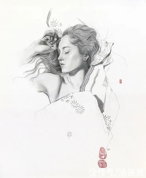 素描&韩风画家把女人画得像花一样美,看素描画,就知道是位高手