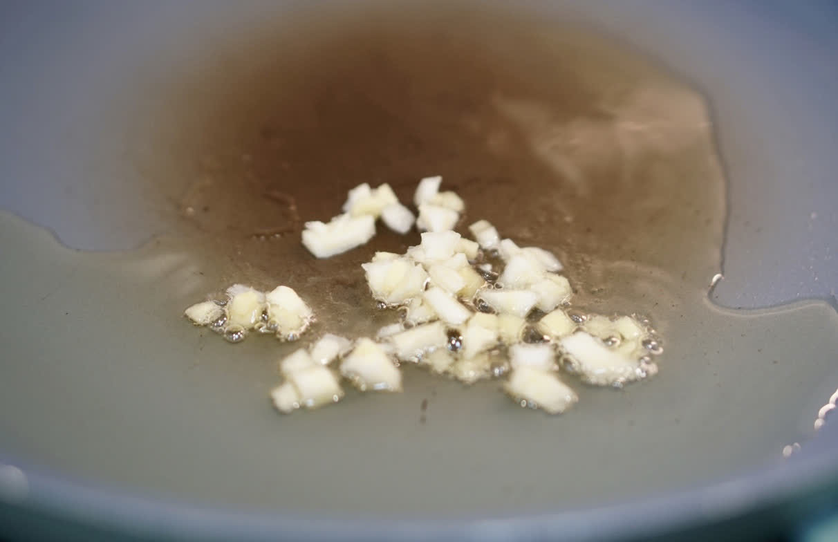 酱汁|颜值很高的一道凉拌菜,香辣过瘾又解馋,很爽口