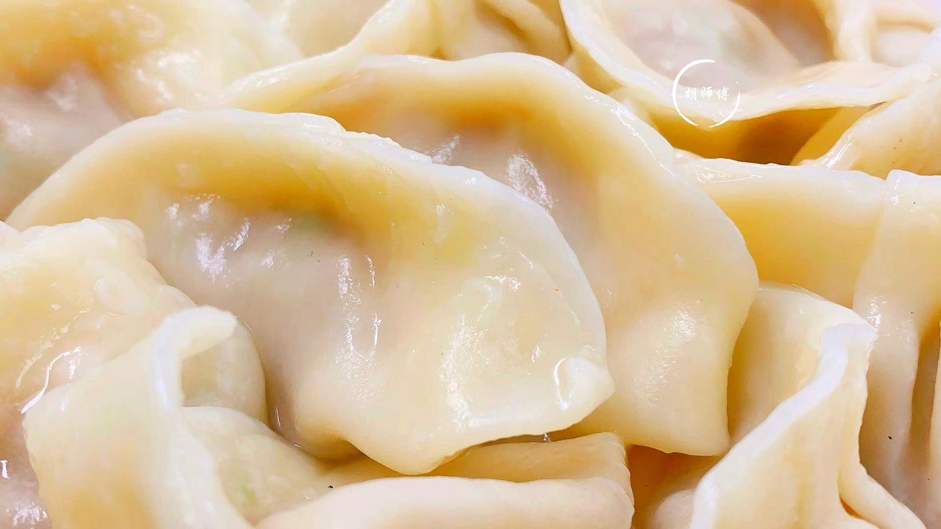 拌白菜肉馅时，最忌用盐杀白菜！学会饭店的做法，猪肉鲜香白菜嫩