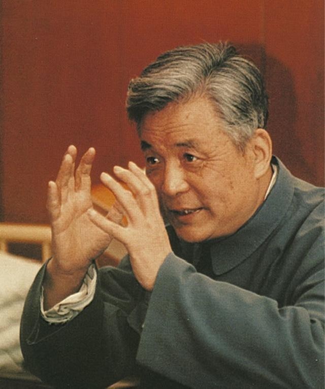 两弹元勋邓稼先,临终前一句话,感到中国所