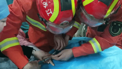 护士小姐姐秒变迷妹，为“蓝朋友”疯狂call