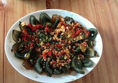 制作方法|凉拌皮蛋时,万万不可直接淋调料!多加“这一步”,好吃又下饭