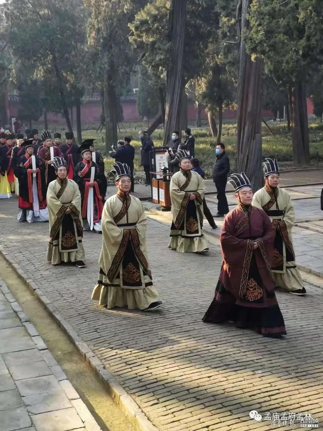  追思|庚子冬至祭孟大典，在济宁孟庙一声“启扉”中追思亚圣