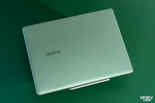 re年轻人的质价比之选！realme Book增强版上手体验