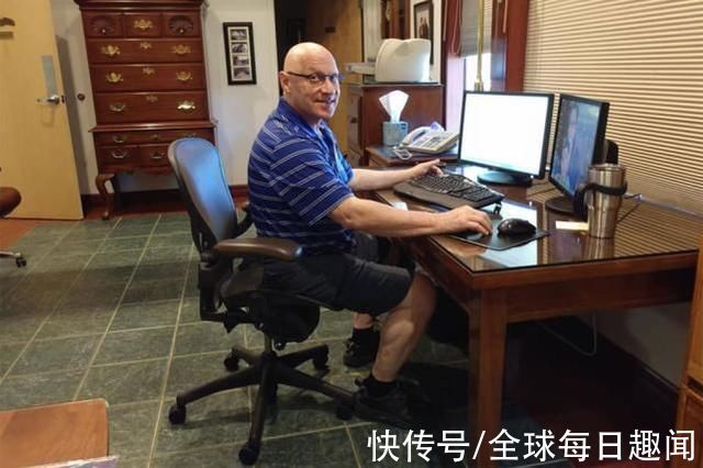 摩根|美国女子发现看了9年的妇科医生竟是生父，因欺瞒将其告上法庭