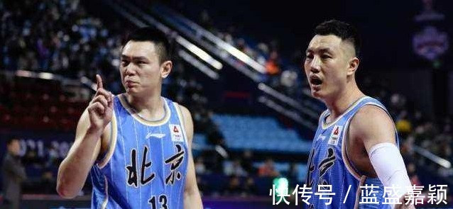 超级巨星|双标!CBA官方仅1天就为翟晓川出头,郭艾伦被骂9个月姚明仍没管!