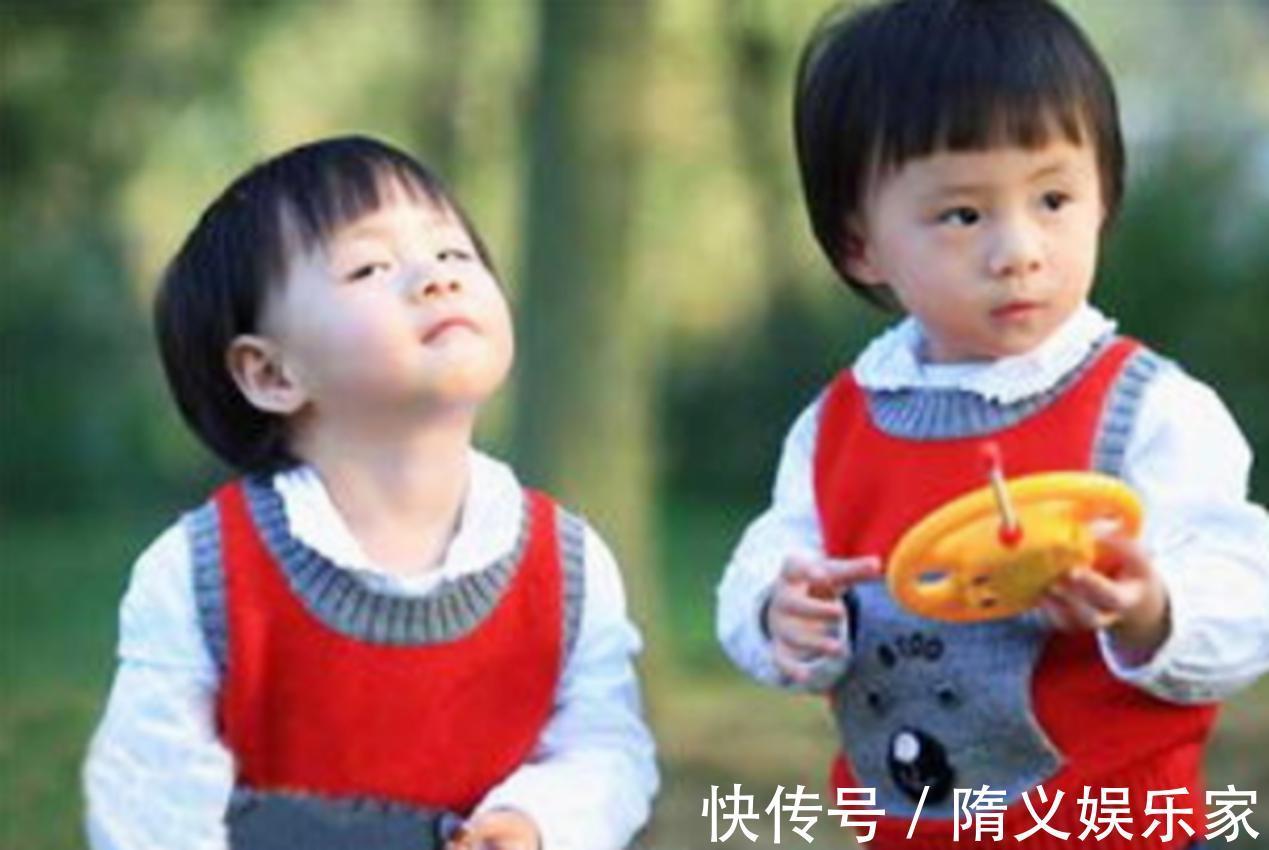 喜获|产妇一肚生俩,宝爸因喜获双胞胎而激动,被医生告知不是双胞胎