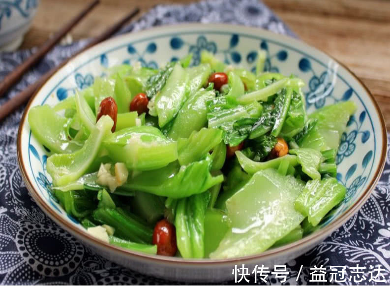 天然的“燃脂菜”找到了，常食排出毒素，解油腻，肚子越吃越瘦