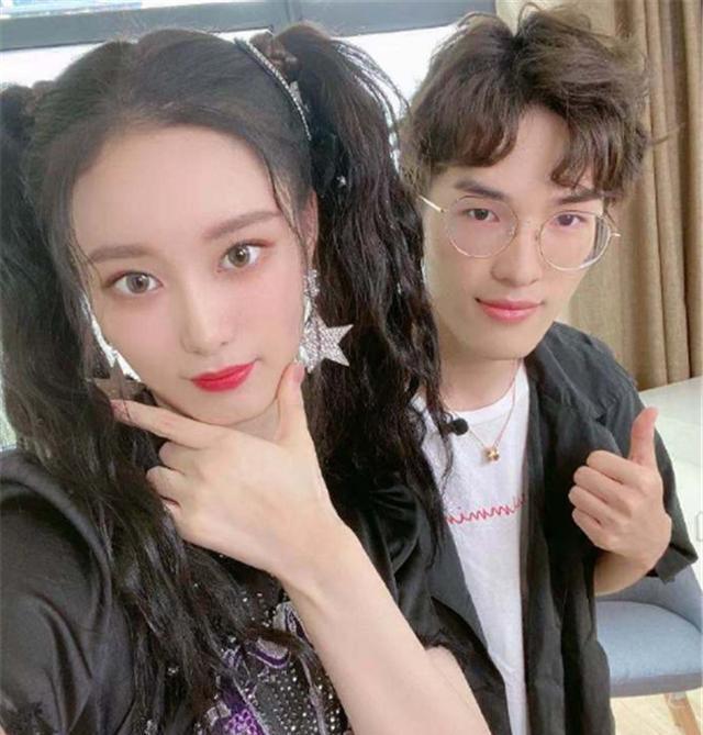 难言|和平精英落地成双:为撩妹都拼了,少东化身平底锅神!难言都照杀