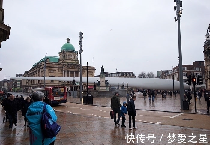 矿泉水瓶|25张罕见的照片,现代战舰的底部太科幻,好像动画片里的飞船